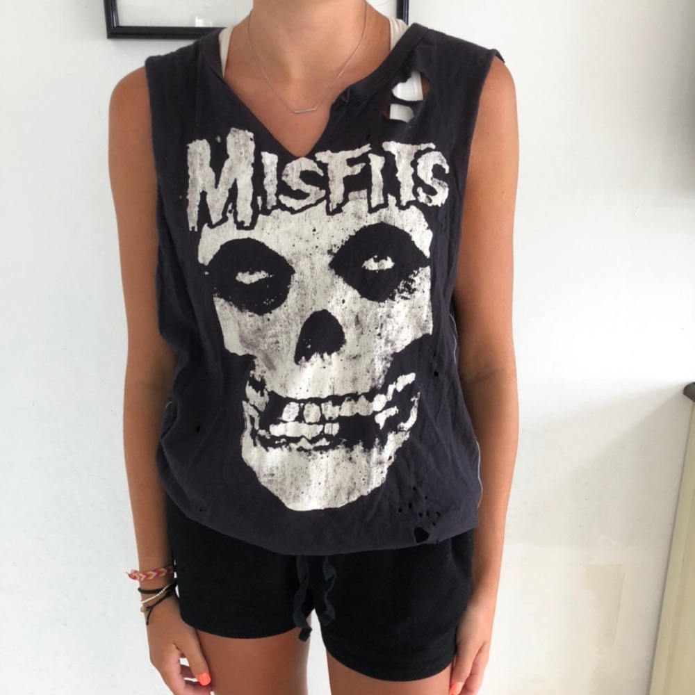 Distressed graphic muscle tee